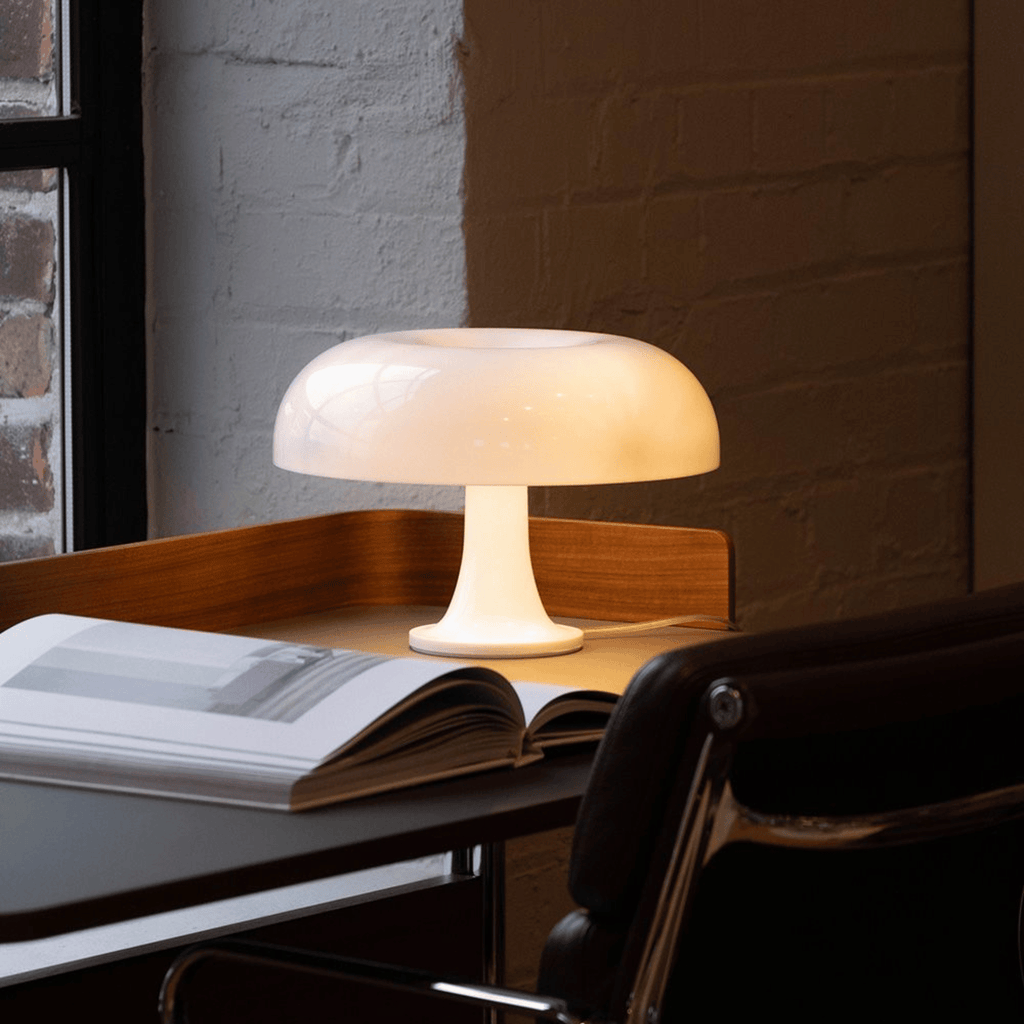 Retro Bordlampe – Skulpturel Svampedesign med Tri-Color Dæmpning 8