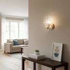 Skalformet Væglampe i Messing - Elegant Glasdesign 7