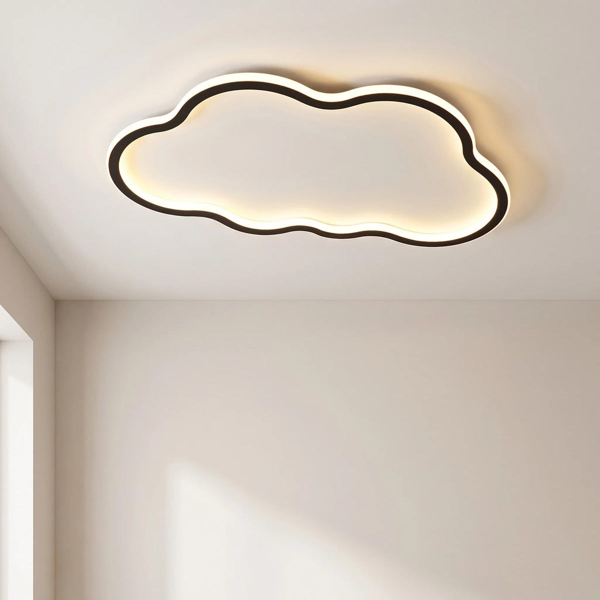 Skyformet Loftlampe til Soveværelse 4