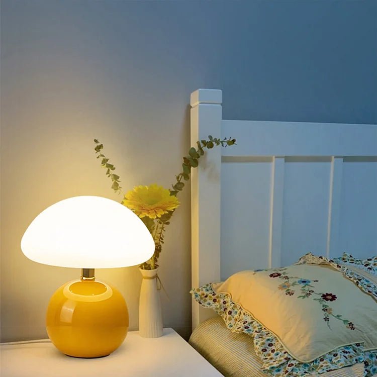 Stilren Mushroom Bordlampe - Keramik med Justerbar Lys i 3 Farver 8
