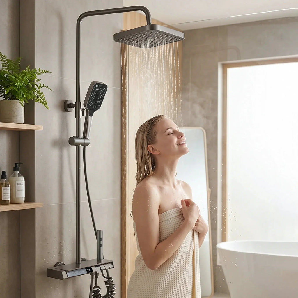 Termostatisk Brusesystem med 5 Vandfunktioner og Digital Temperaturvisning 3