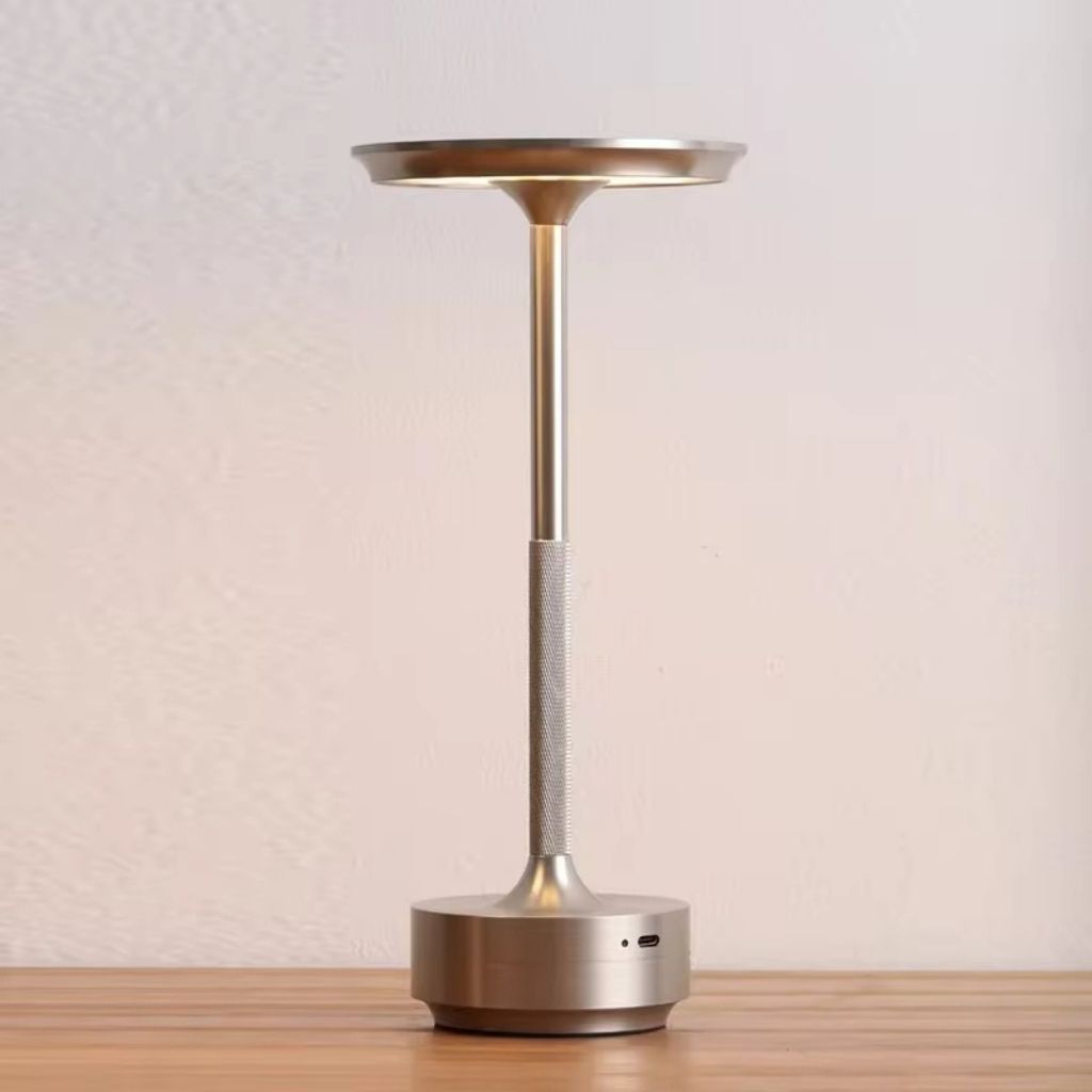 Trådløs Bordlampe i Aluminium – Genopladelig med Touchkontrol 5