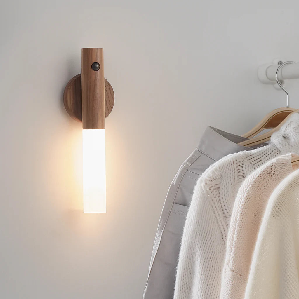 Trådløs Væglampe med Bevægelsessensor - Genopladelig LED i Moderne Design 7
