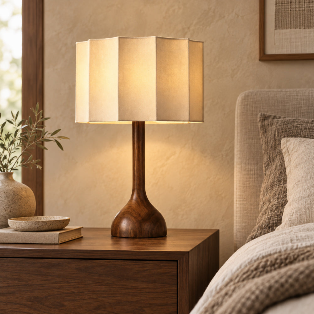 Træbordlampe i Wabi-Sabi-stil med LED og Stofskærm til Stue 2