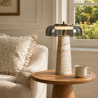 Travertin Glas Bordlampe med Organisk Design og Naturlig Finish 8