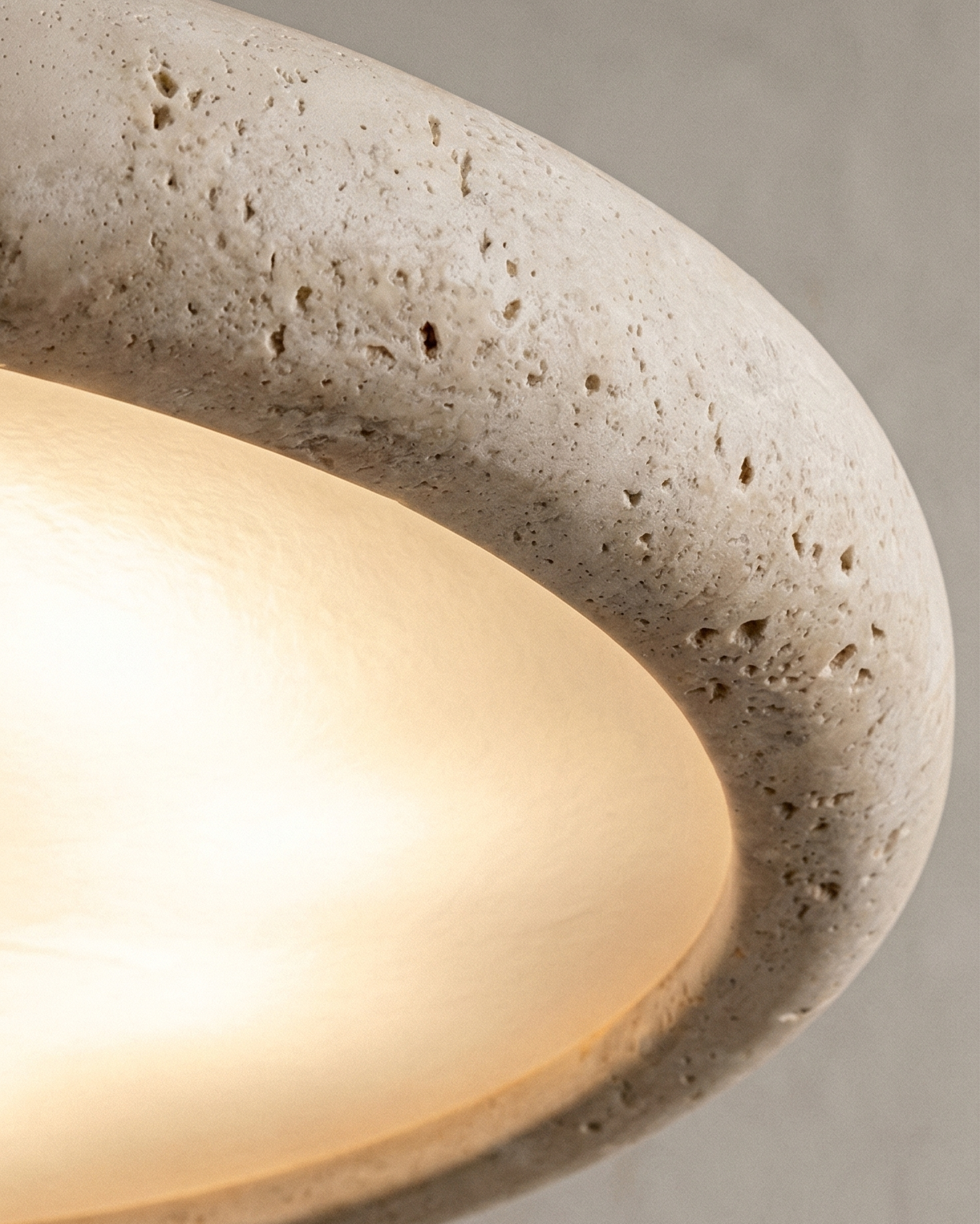Travertin Pendel Lampe - Rundt Design med Trædetaljer 7
