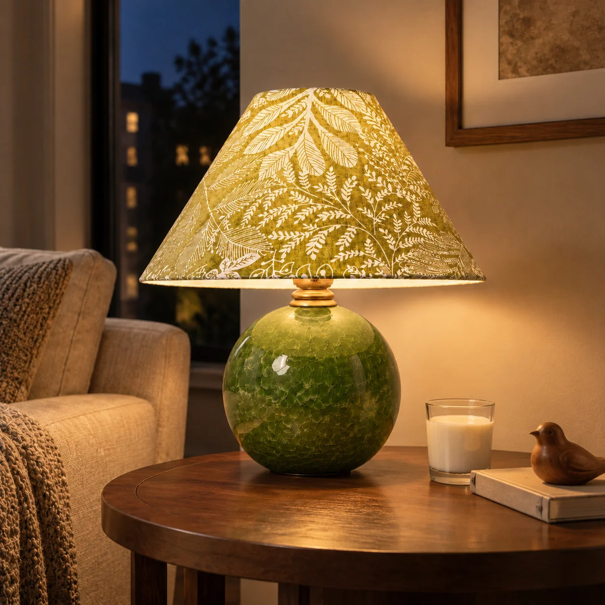 Vintage Bordlampe med Grøn Stofskærm og Keramikfod – Blødt Lys til Indretning 2