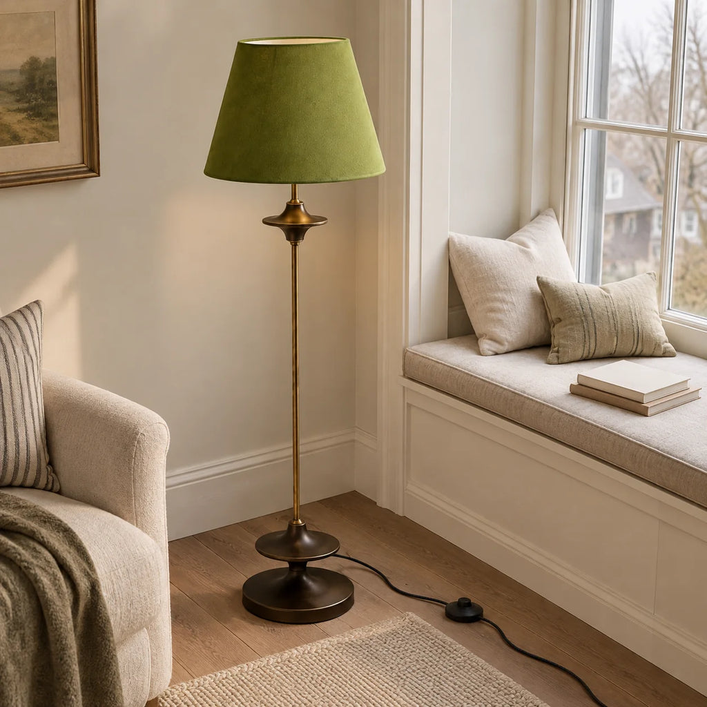 Vintage stof gulvlampe med konisk skærm i klassisk design 3