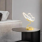 Sommerfugl Bordlampe i Jern og Akryl – Moderne LED Design 3