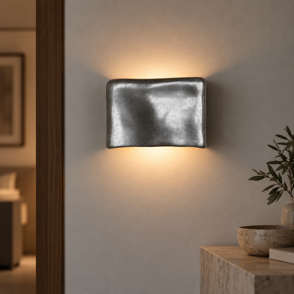 Væglampe i Messing – Tidløst Design til Elegant Belysning 1